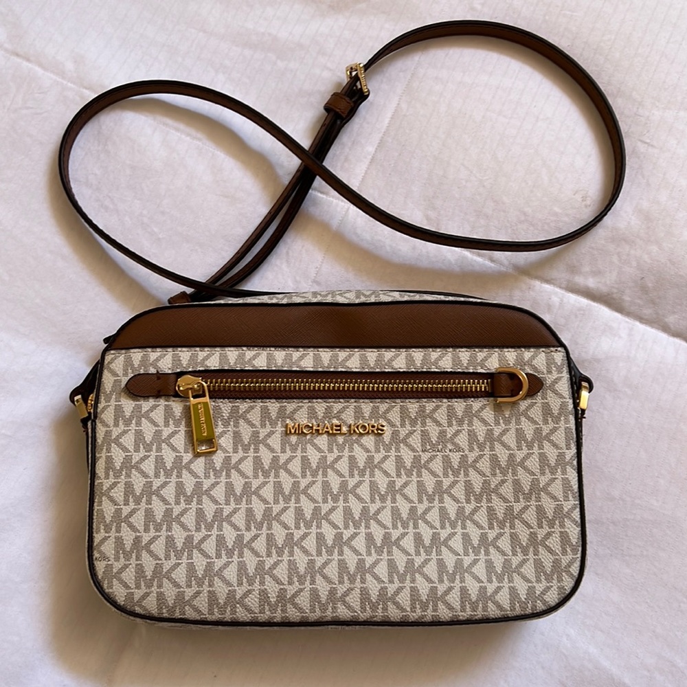 Michael Kors | Jet Set Logo Crossbody | LIKE NEW